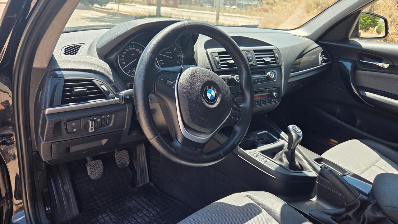 Bmw 116d 5p. Urban 2.0 d 116 cv