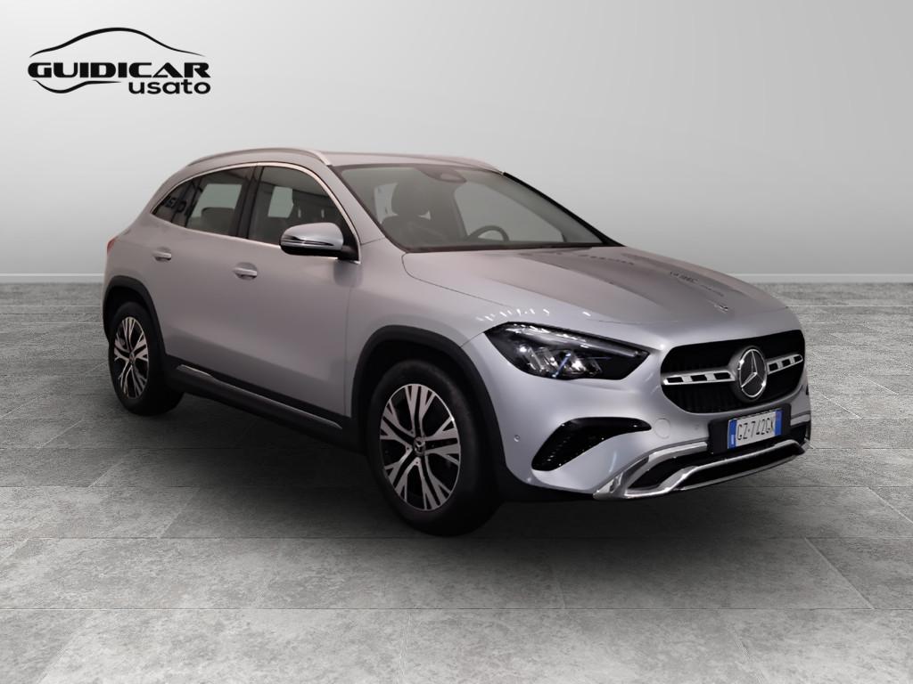 Mercedes-Benz GLA-H247 2023 - GLA 180 d Progressive Advanced auto