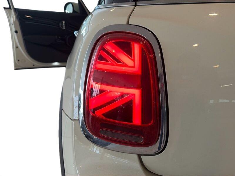 MINI Mini 5 porte Mini 5p 1.5 Cooper Classic auto