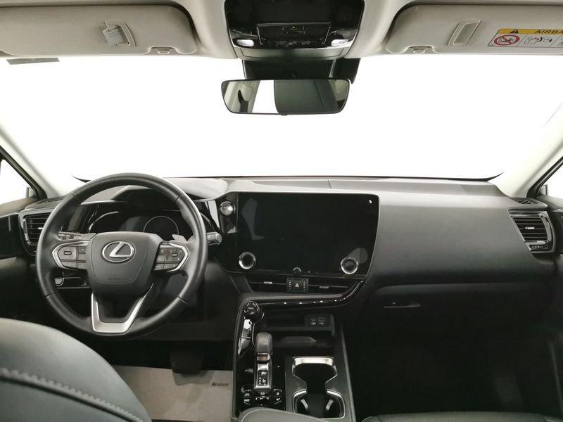 Lexus NX PLUG-IN 4WD PREM NG22