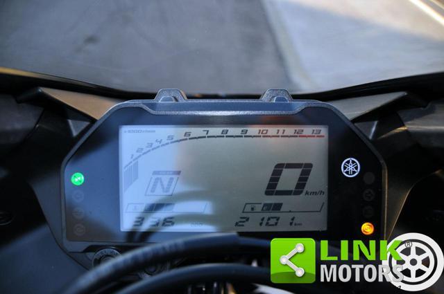 YAMAHA YZF R3 Pari al Nuovo
