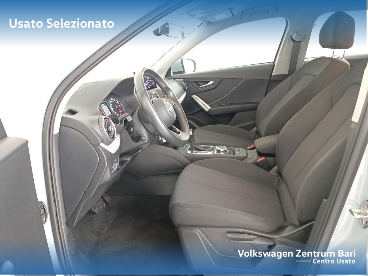 Audi Q2 30 2.0 tdi business s-tronic
