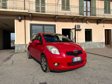 Toyota Yaris 1.3 5 porte