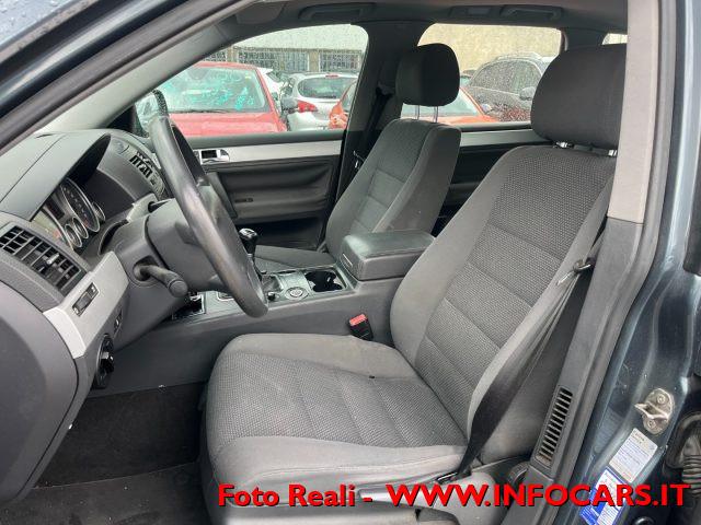 VOLKSWAGEN Touareg 2.5 R5 TDI manuale