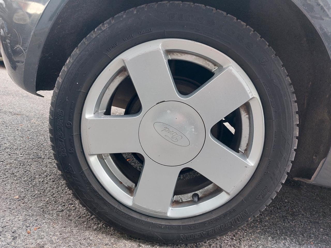 Ford Fiesta 1.2 16V 3p. Ghia GPL