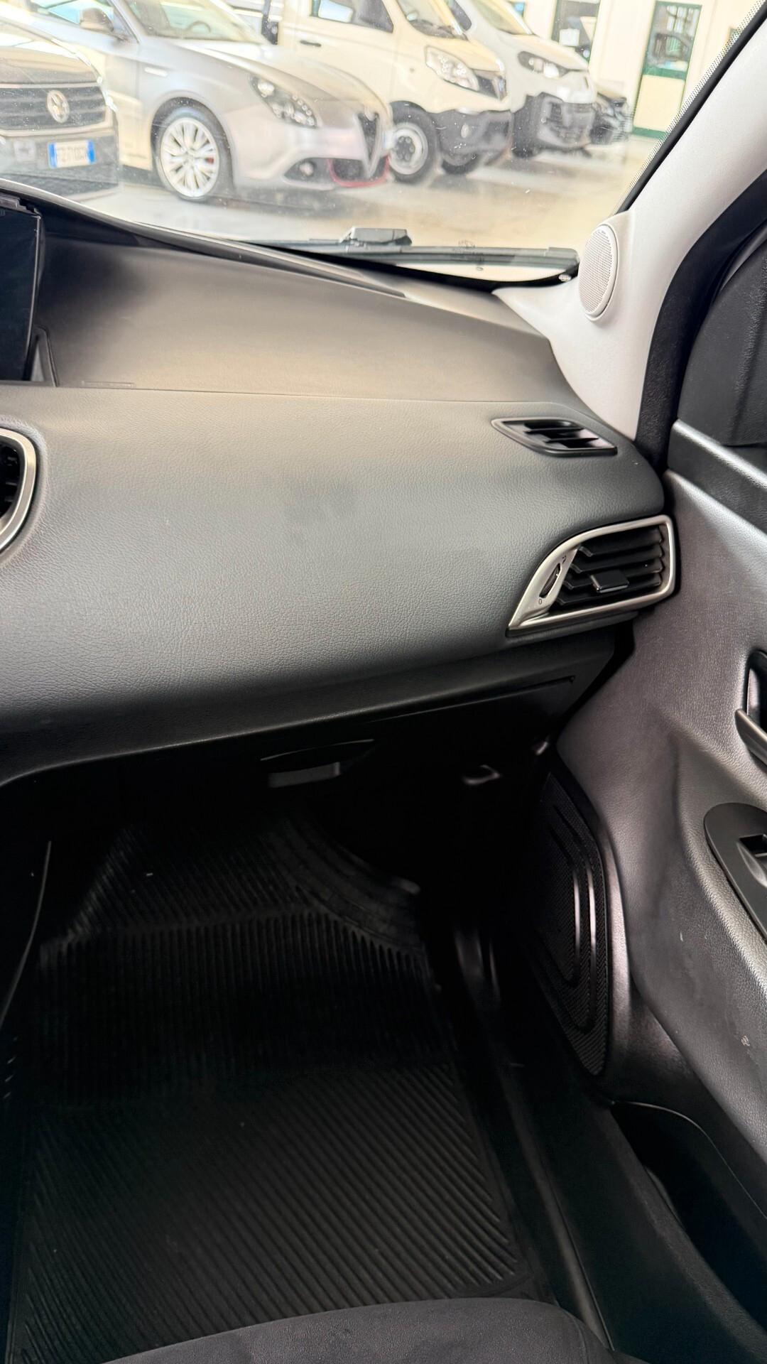 Lancia Ypsilon 1.3 MJT 16V 95 CV 5 porte S&S Gold