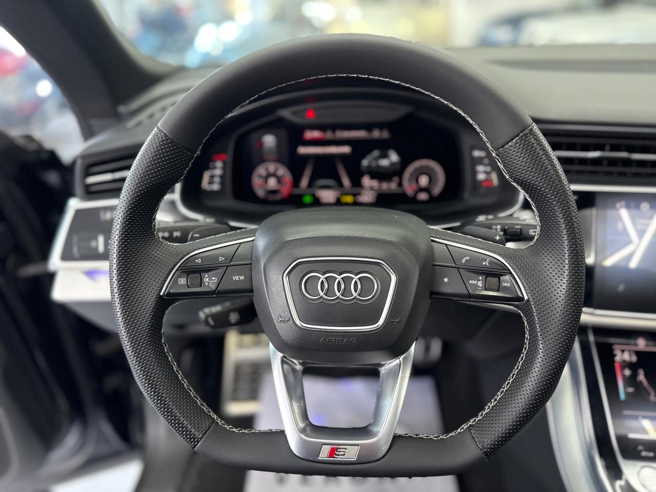 Audi Q8 50 TDI 286 CV quattro tiptronic Sport