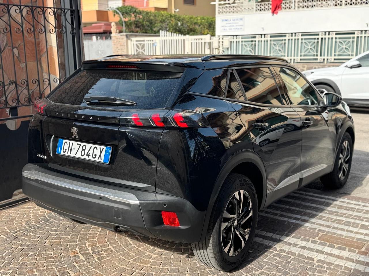 Peugeot 2008 Allure 100cv