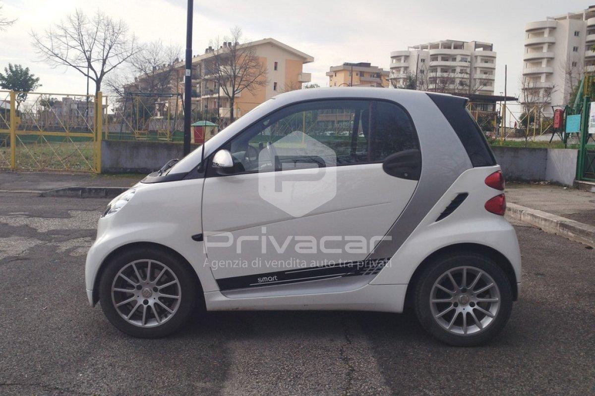 SMART fortwo 1000 52 kW MHD coupé pure