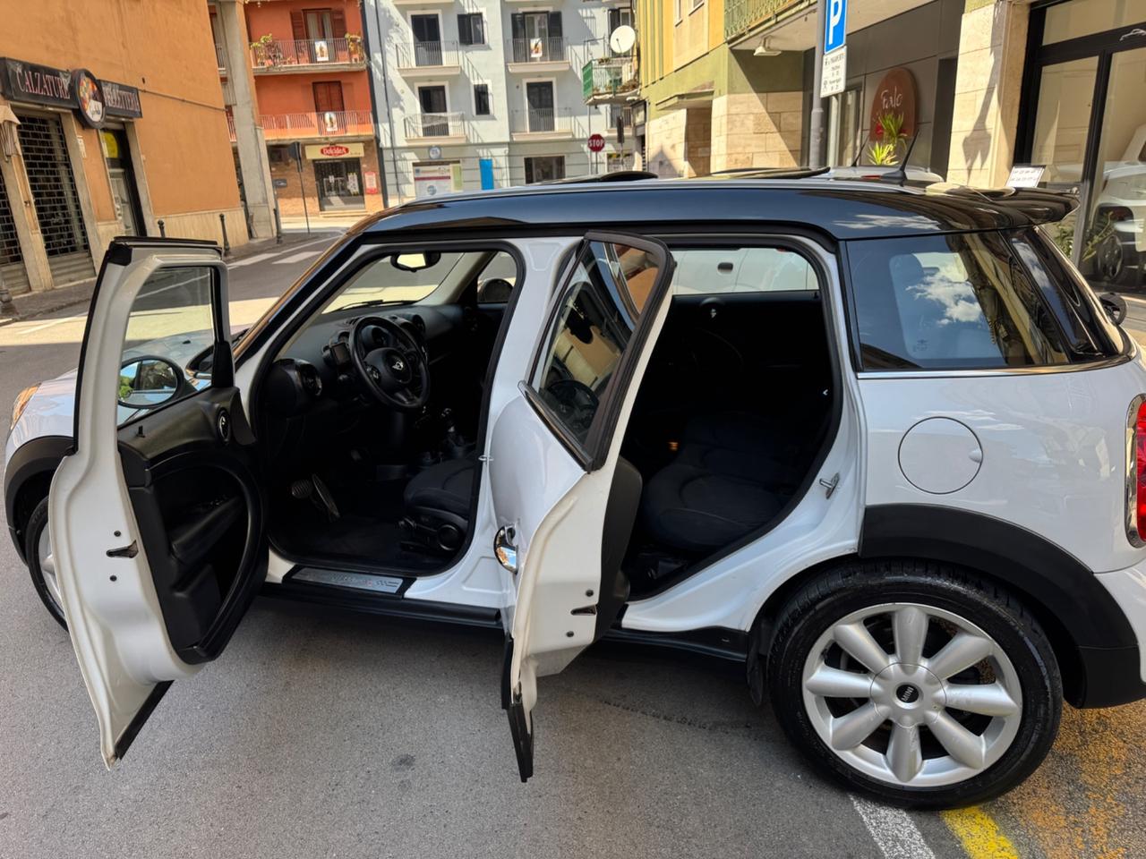 Mini Cooper SD Countryman 2.0 D 143cv Automatica