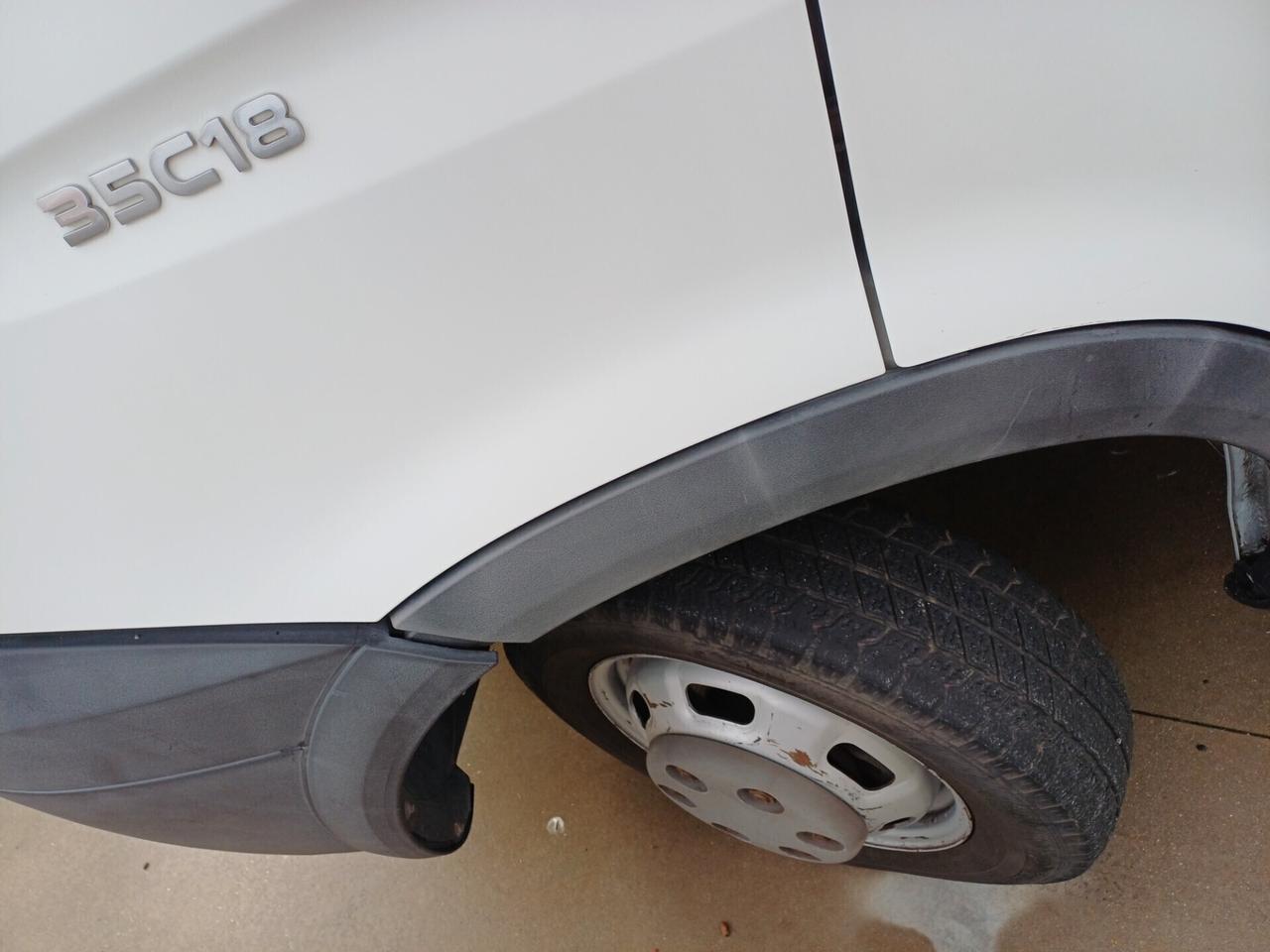 IVECO DAILY 35/E CON SPONDA IDRAULICA