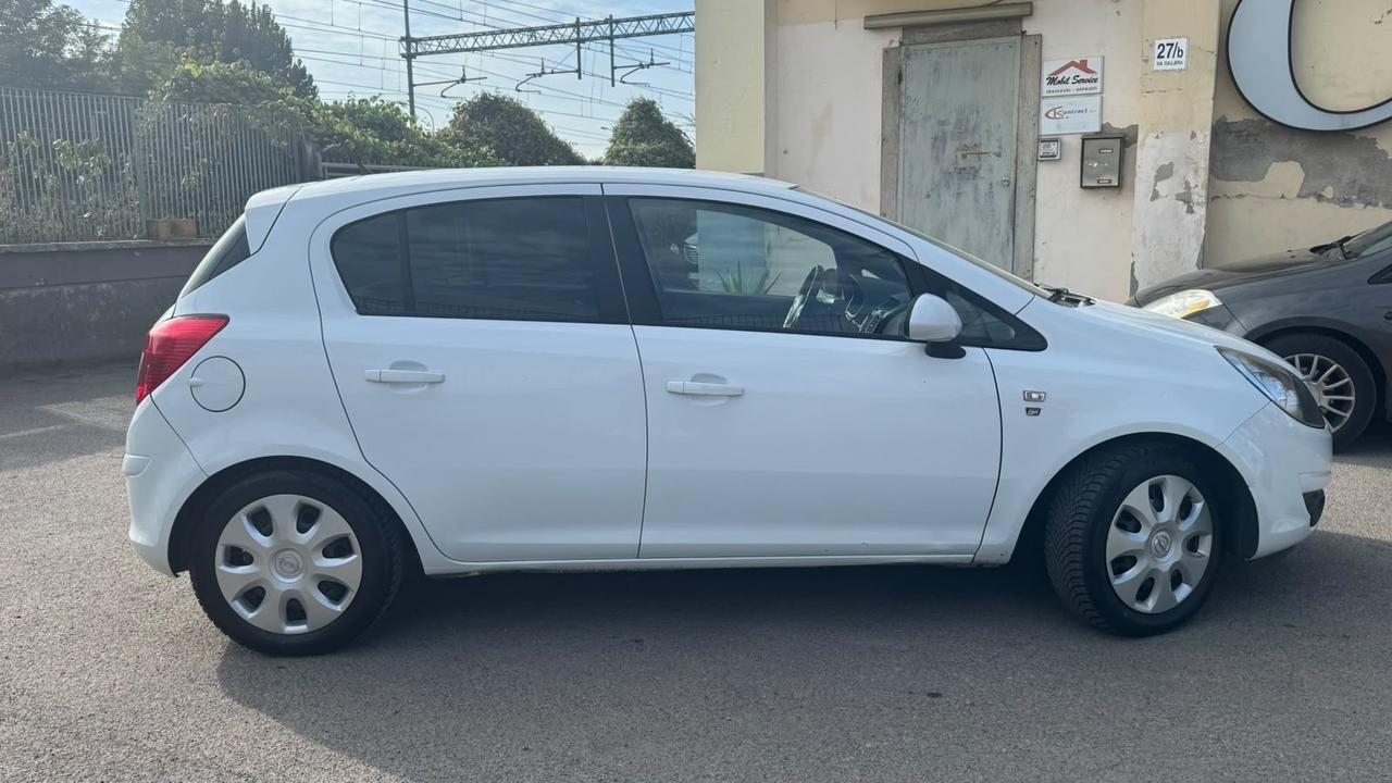 Opel Corsa 1.2 85CV 5 porte GPL-TECH Club