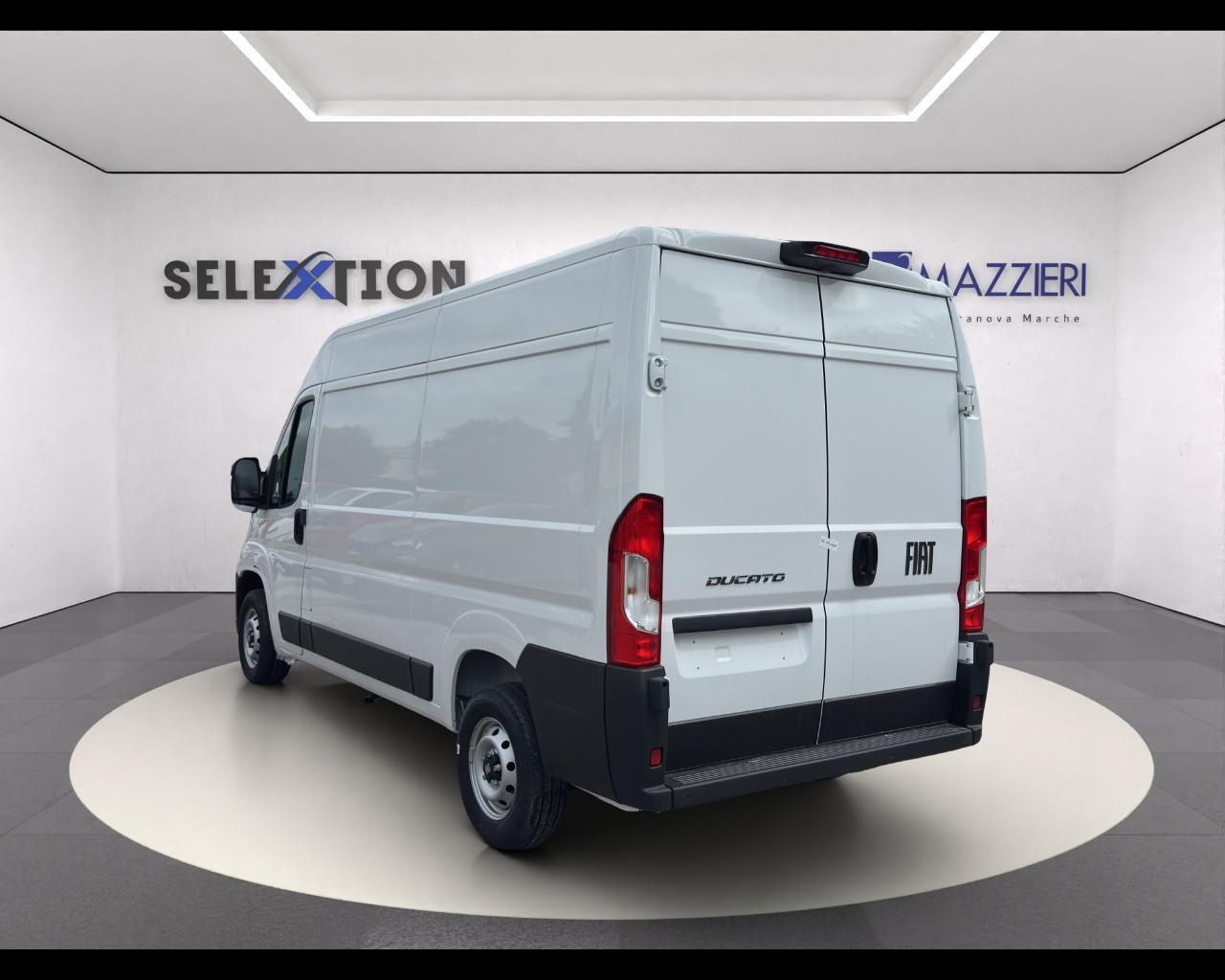 FIAT Ducato Serie 2 Stock My25 Furgone Lastrato 35q Mh2 140cv 2.2 Multijet 3 E