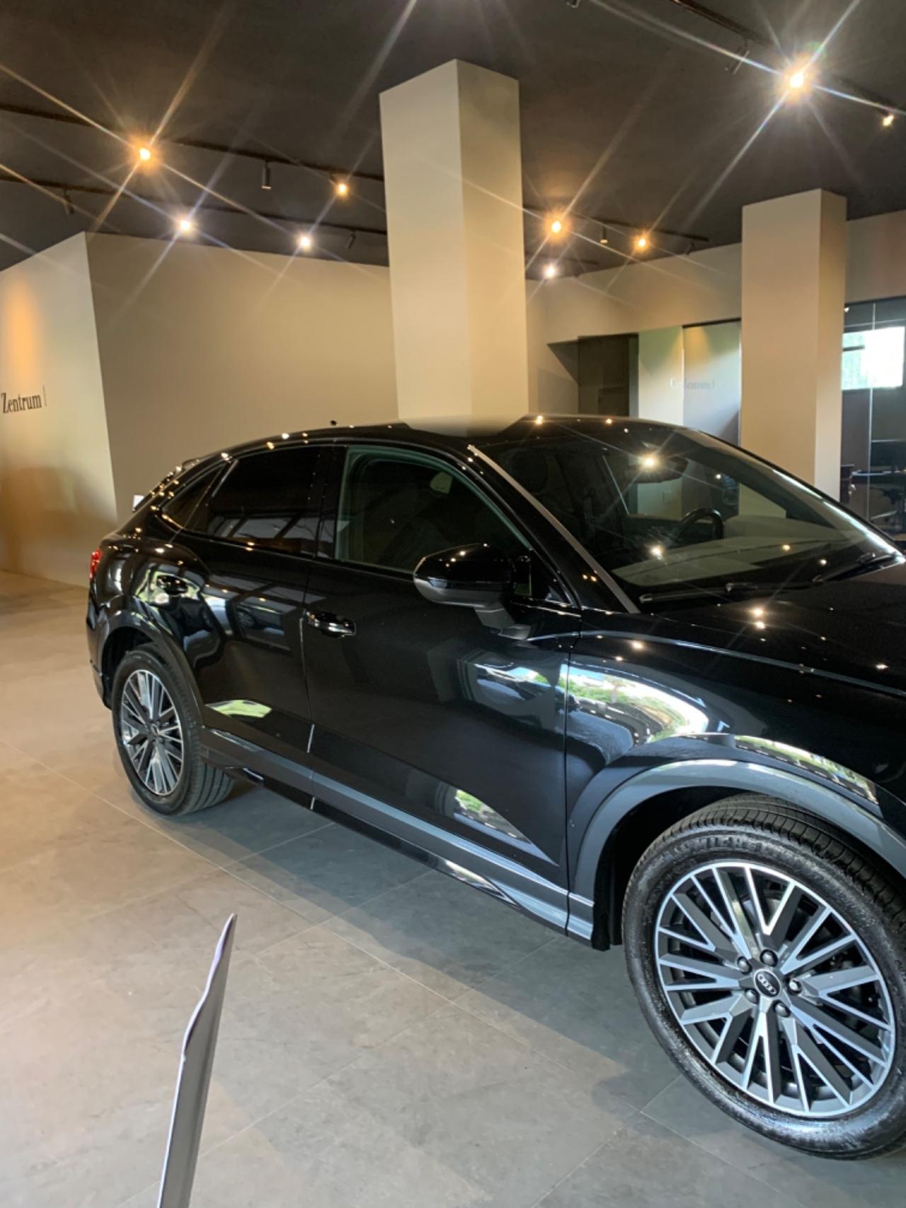 Audi Q3 SPB 35 TDI S line edition In&Out