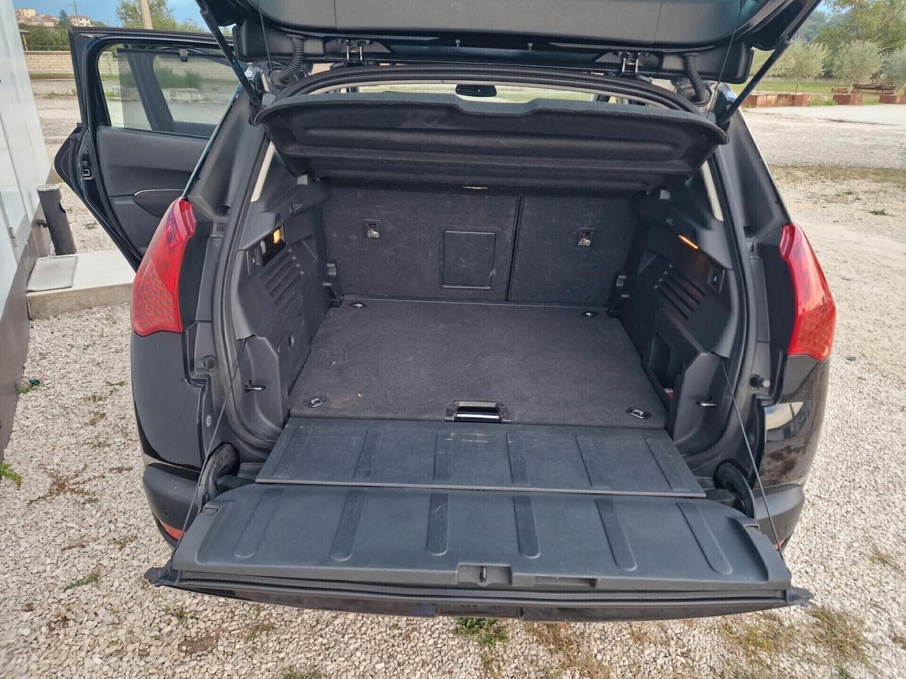 Peugeot 3008 2.0 HDi 150CV Business