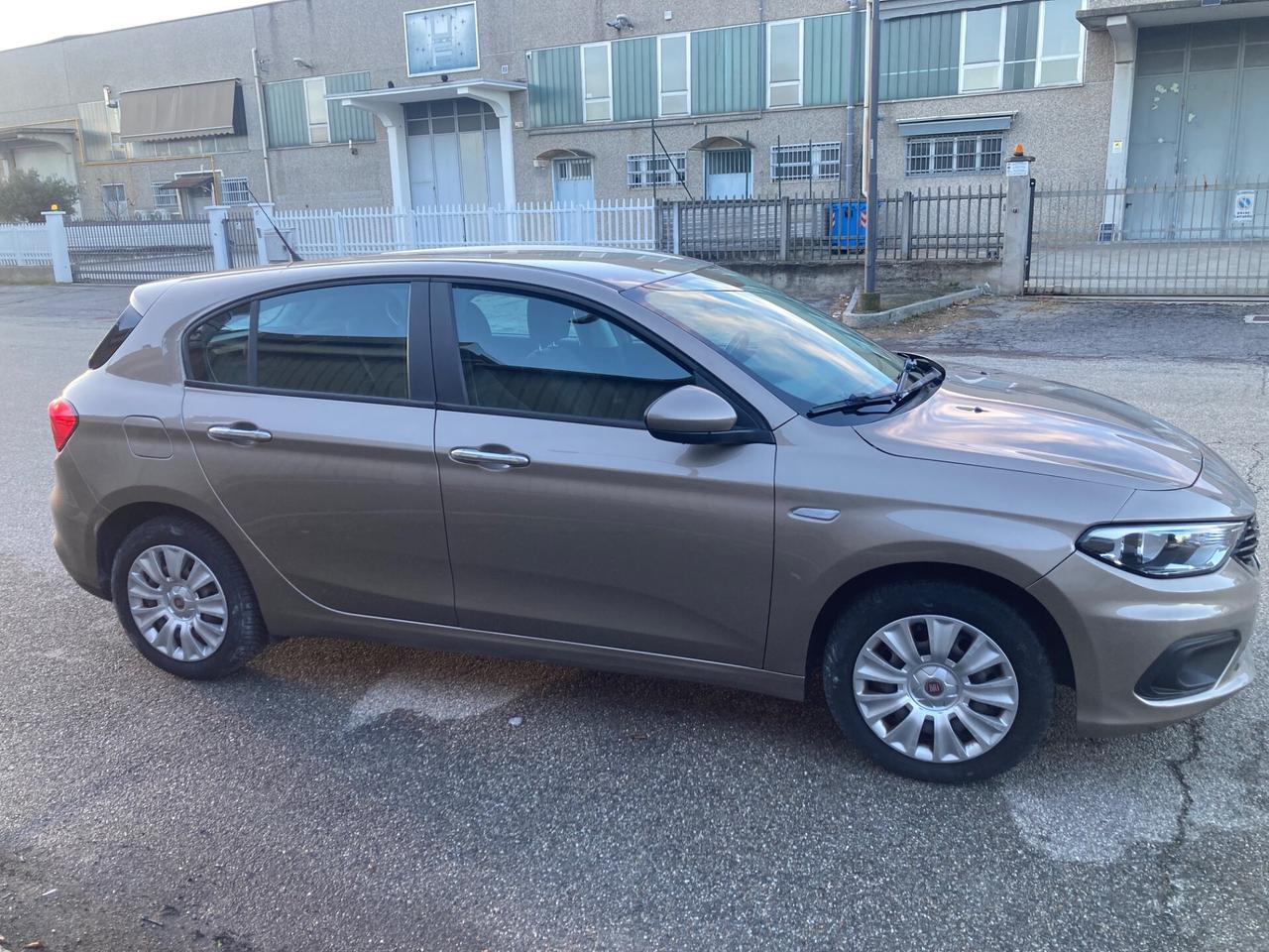 Fiat Tipo 1.4 T-Jet 120CV GPL 5 porte Easy