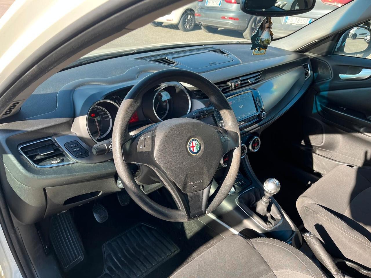 Alfa Romeo Giulietta 1.6 JTDm-2 105 CV