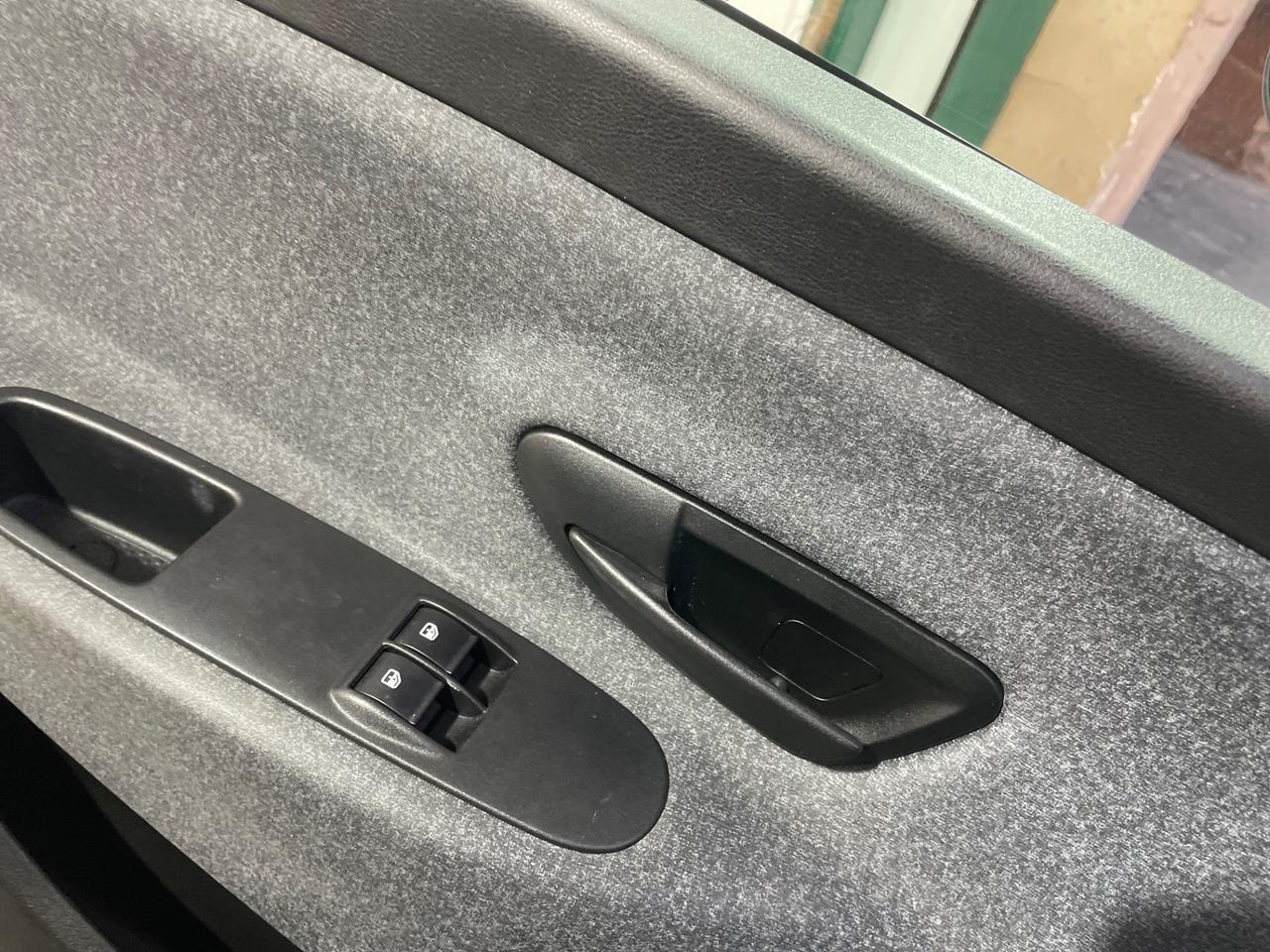 Lancia Ypsilon 1.2 69 CV 5 porte S&S Elefantino Blu ITALIA