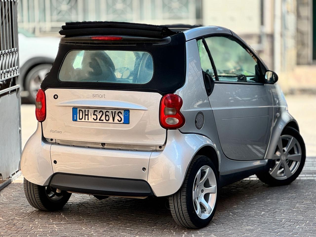 Smart ForTwo 700 cabrio grandstyle (45 kW)