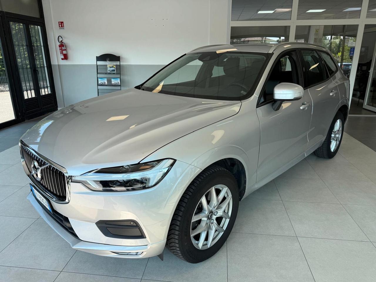 Volvo XC 60 XC60 B4 (d) AWD Geartronic Business Plus