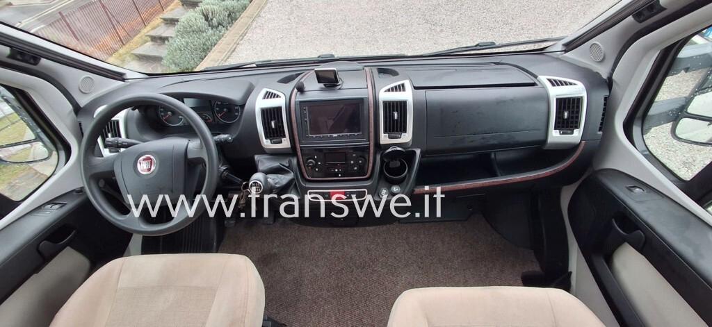 Carthago Chic C-Line T4.2 Camper semintegrale con letto matrimoniale in coda