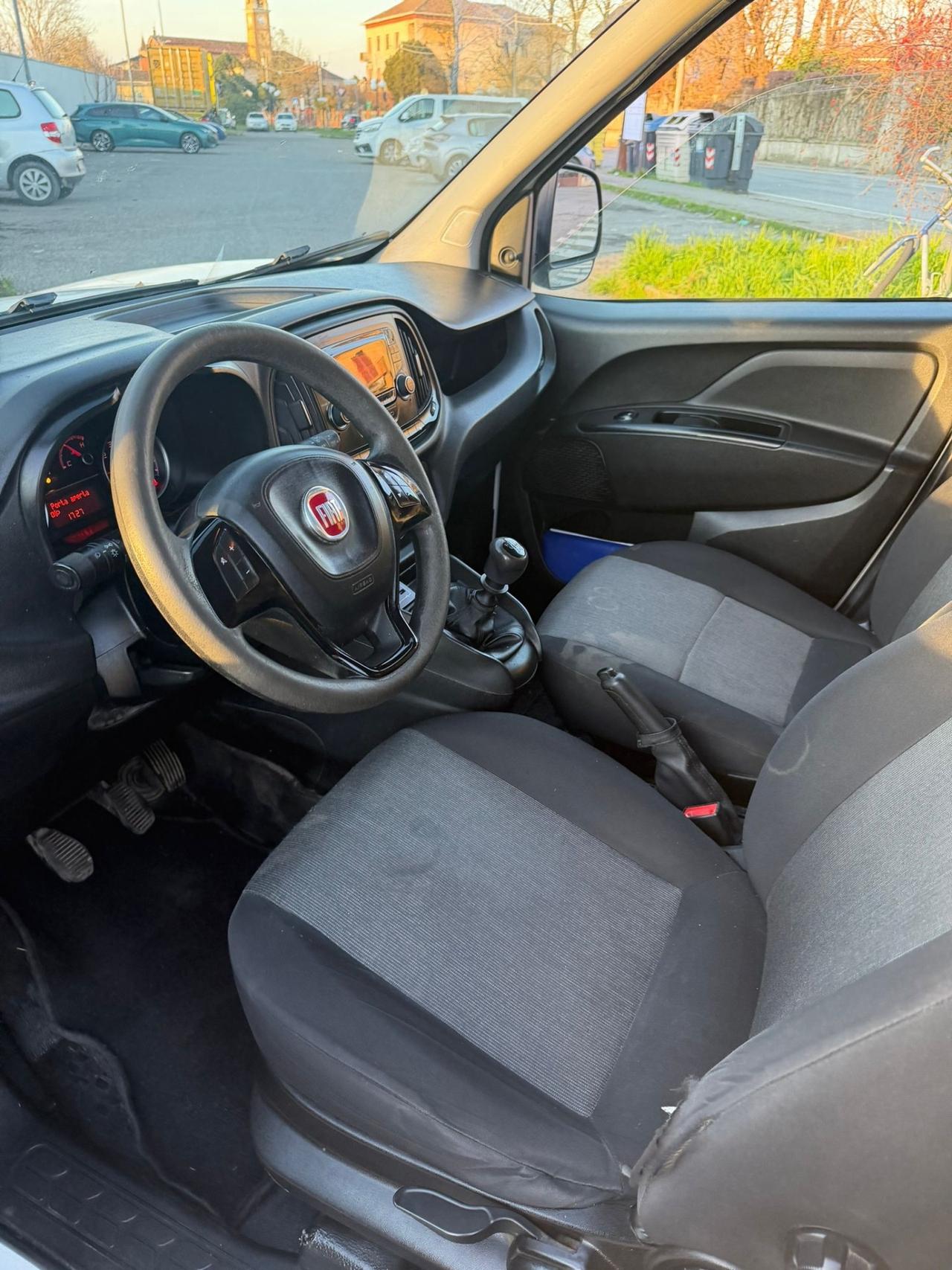 FIAT DOBLO' BENZINA METANO