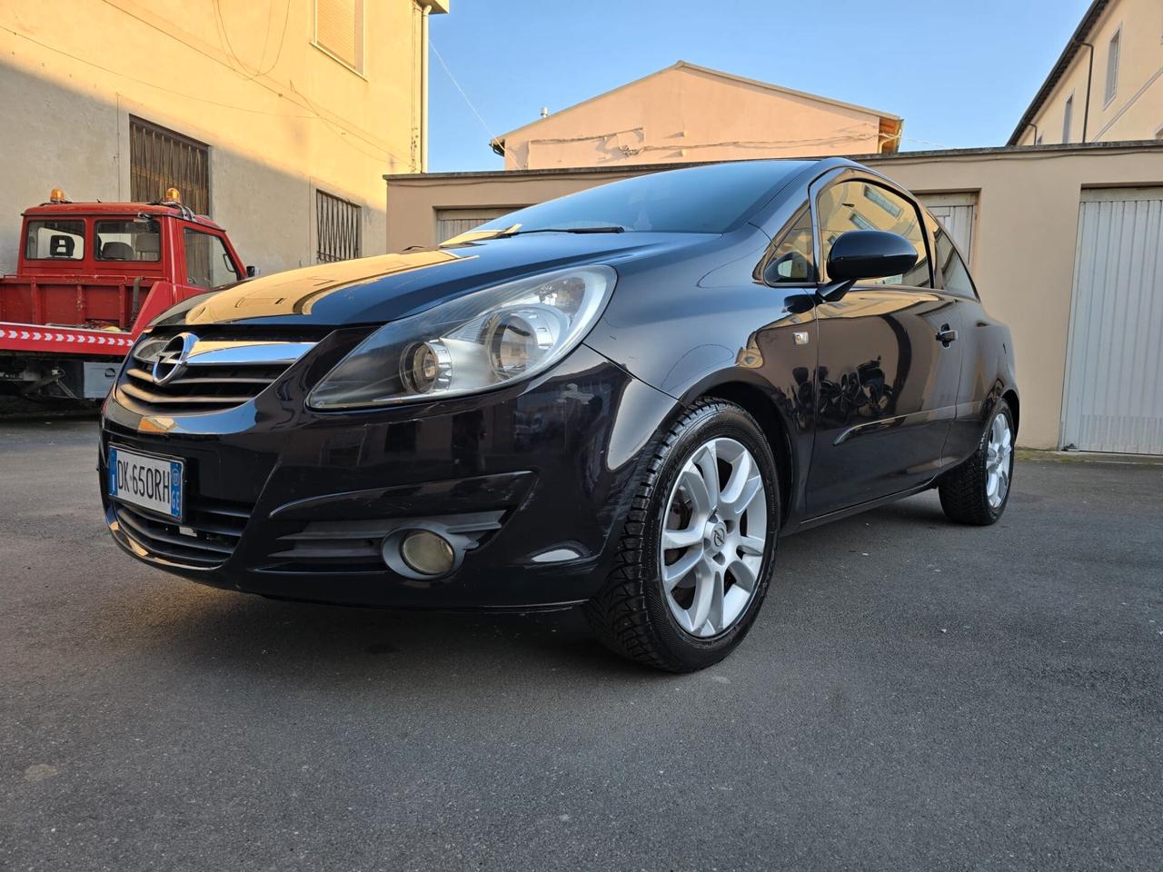 Opel corsa 1.2 benz perfetta neopatentati possibilita 12 mesi garanzia