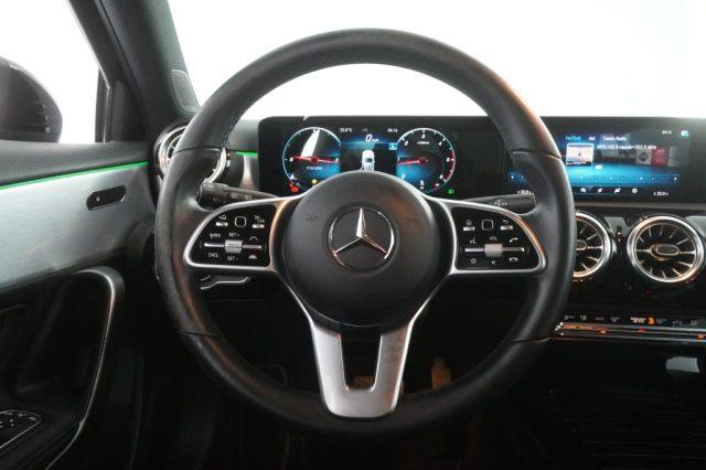 MERCEDES-BENZ A 180 A 180 d Automatic Progressive Advanced