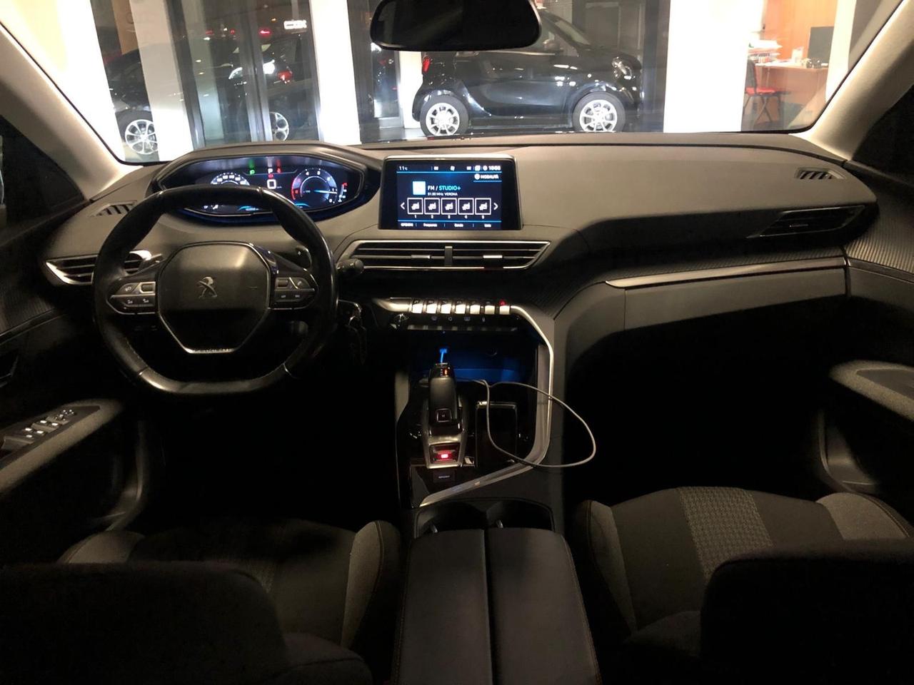 Peugeot 3008 BlueHDi 130 S&S EAT8 Allure