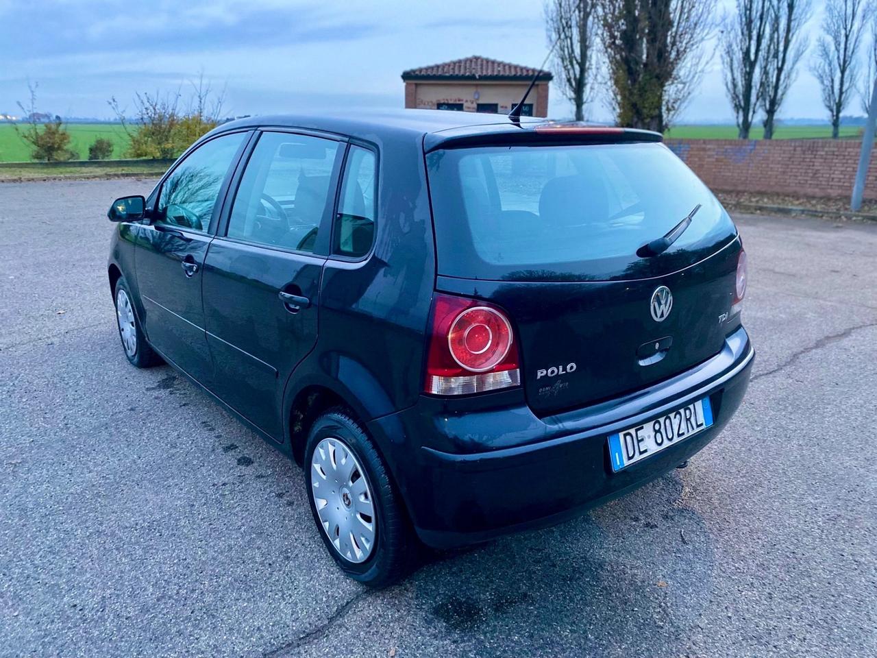 Volkswagen Polo 1.4/80CV TDI 5p. Sportline