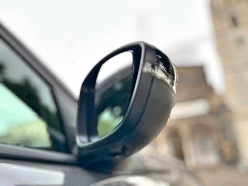 Peugeot 2008 Hybrid 136 e-DCS6 Allure Plus GARANZIA PEUGEOT