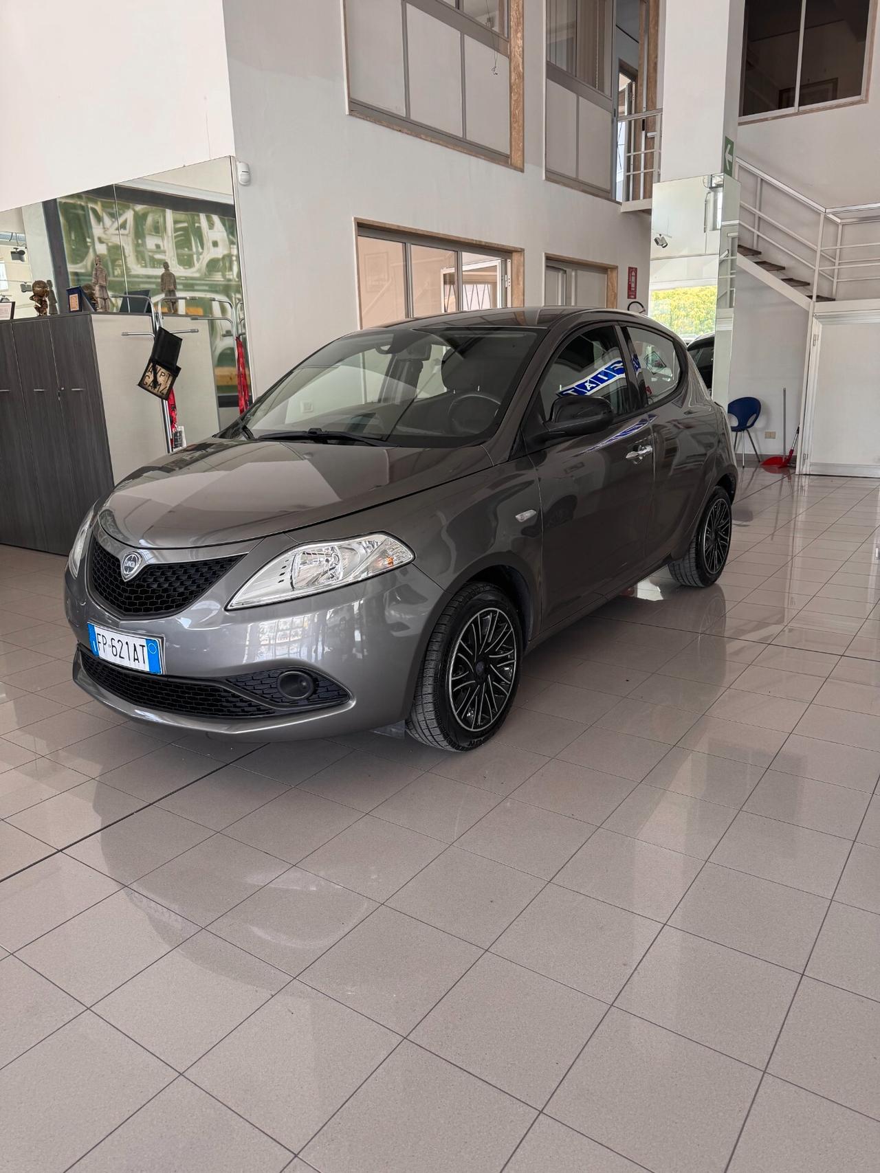 YPSILON GOLD 1.2 BZ FULL OPTIONAL