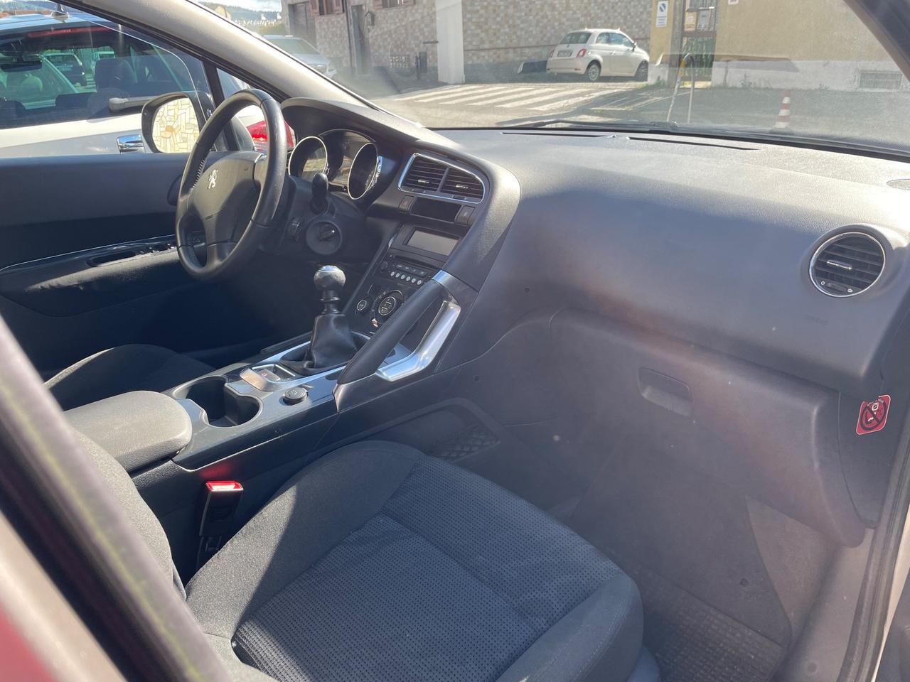 Peugeot 3008 1.6 HDi 112CV Active Mix