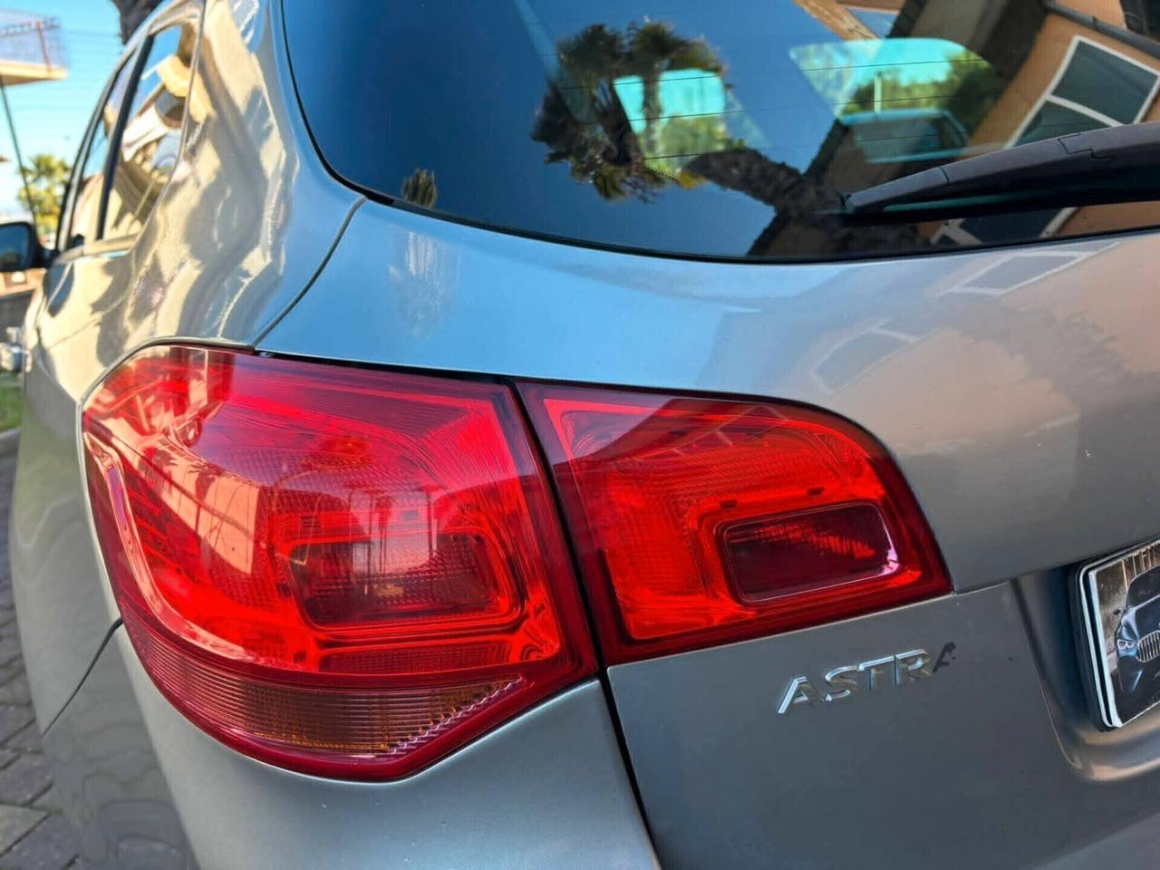 Opel Astra 1.7 CDTI 110CV 5 porte Cosmo/*!'