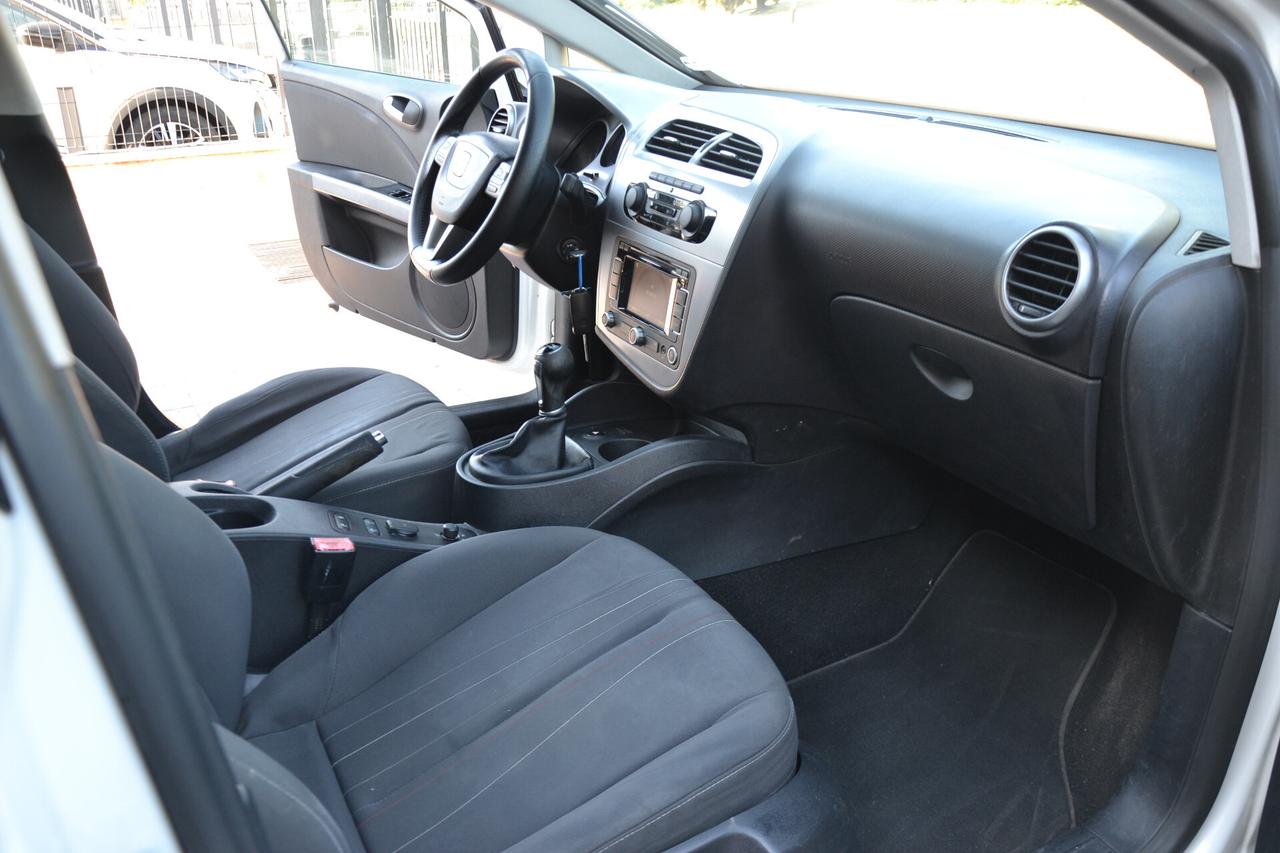 Seat Leon 1.6 TDI 105CV **UNIPRO'**LEGGI NOTE**PREZZO VERO**