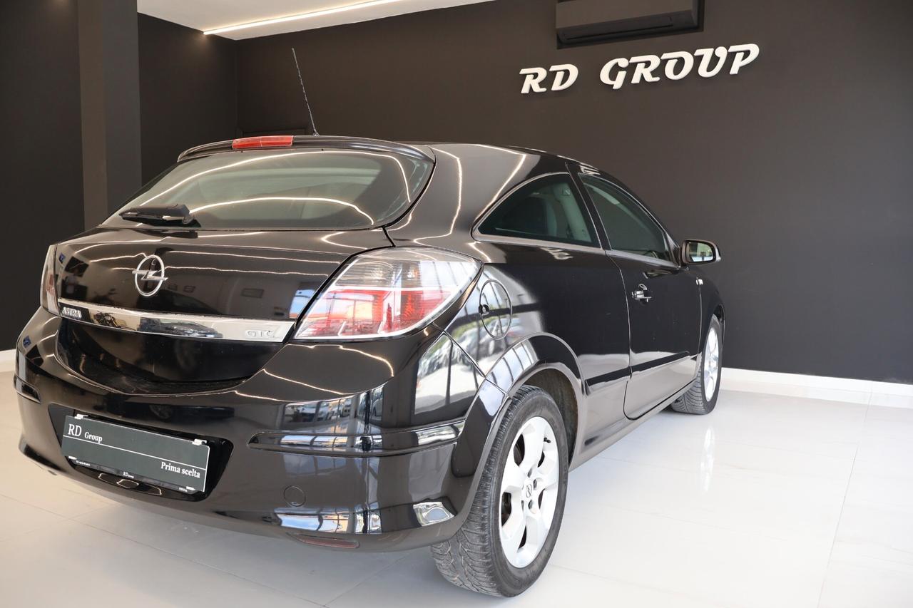 Opel Astra GTC 1.7 CDTI