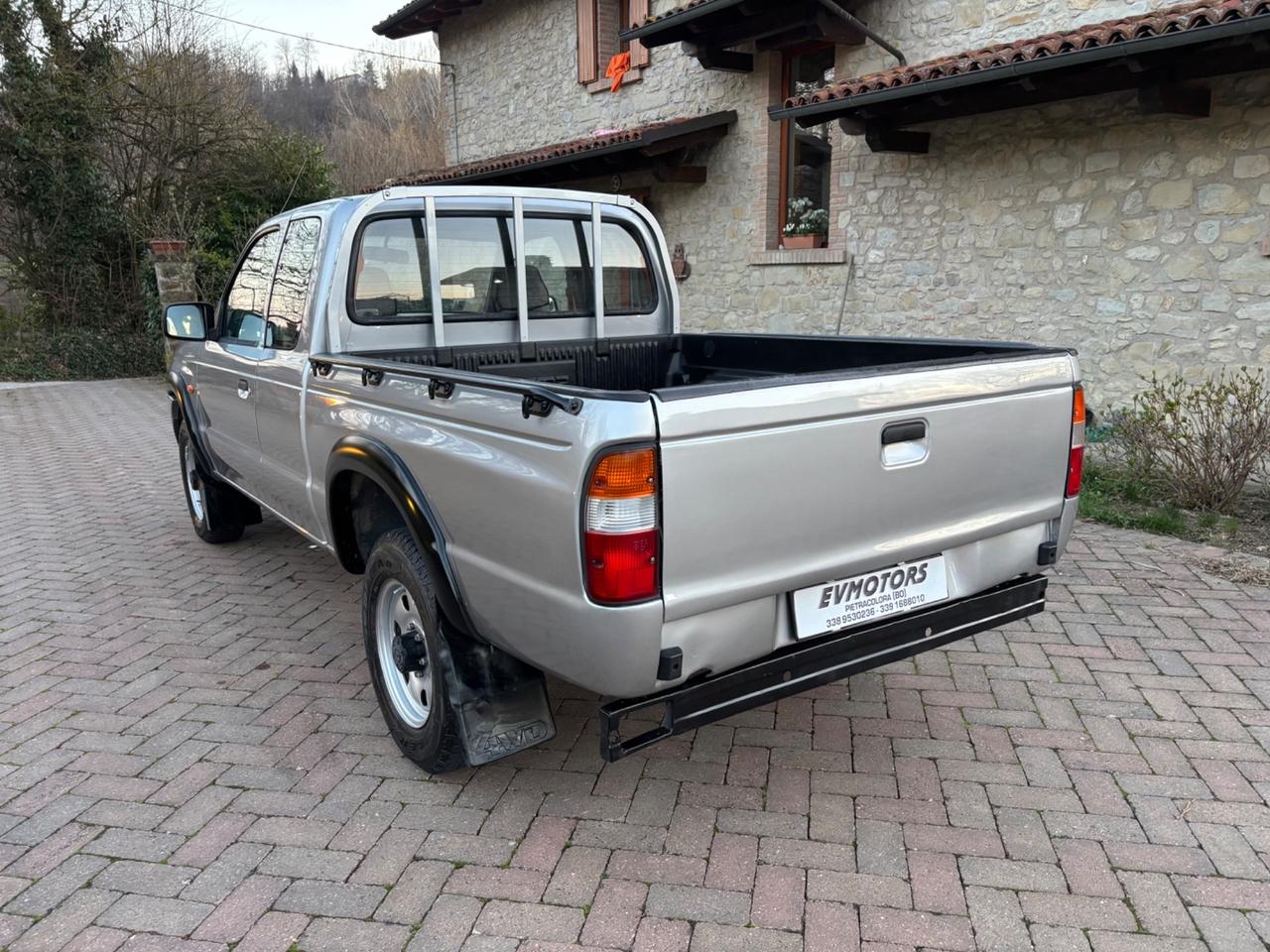 Mazda B 2500 2.5 diesel Stretch-Cab SDX Pup Clima
