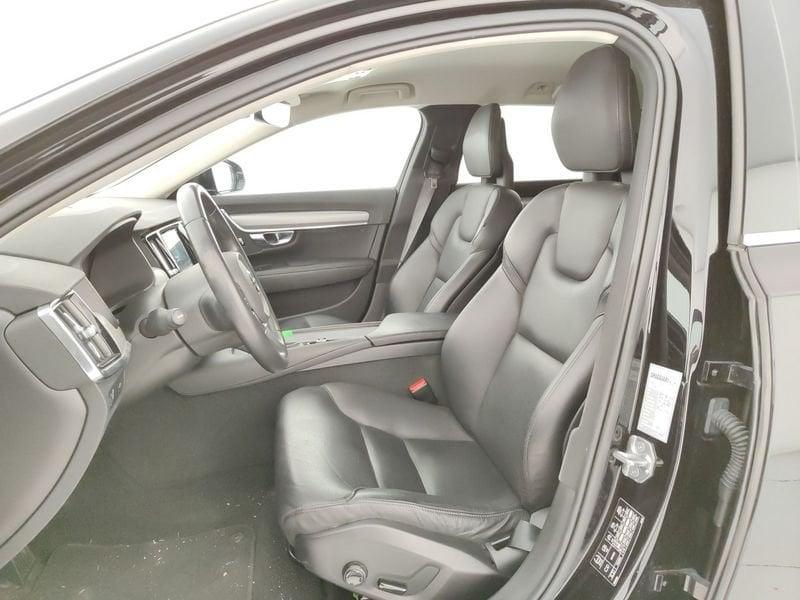 Volvo V90 D3 Momentum
