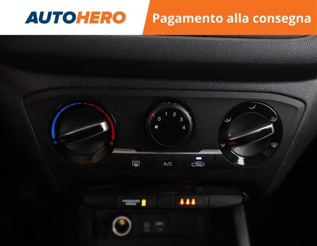 HYUNDAI i20 1.2 84 CV 5 porte Blackline