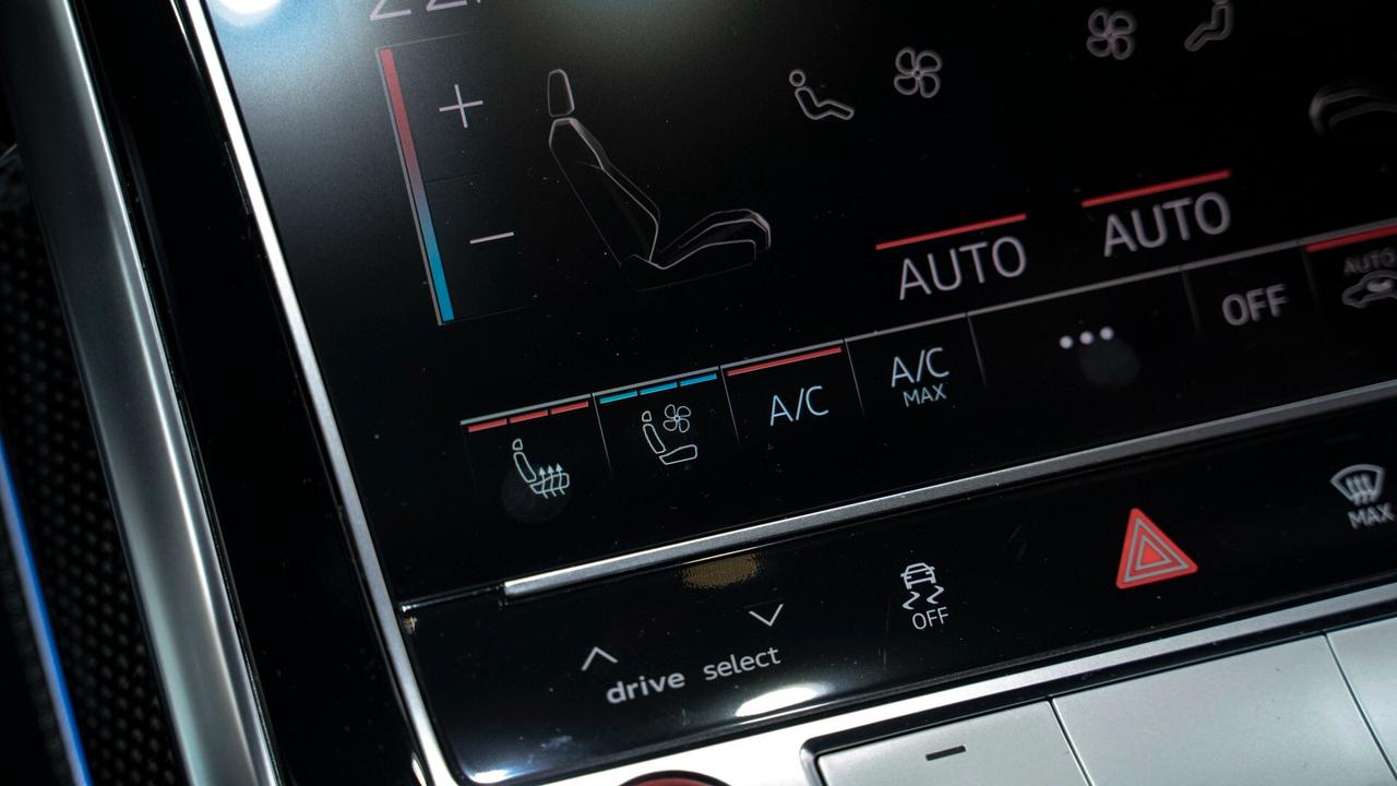 Audi SQ8 4.0 V8 TDI MHEV QUATTRO TETTO B&O CARBON PACK LUCI