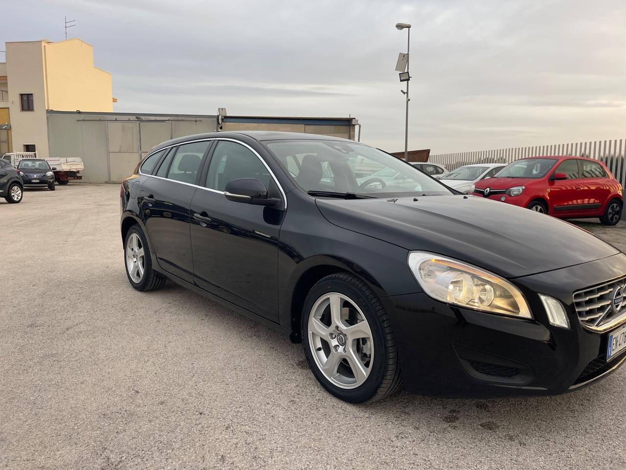VOLVO V60 2.0 D3 GEARTRONIC FULL MY13 95800KMMM