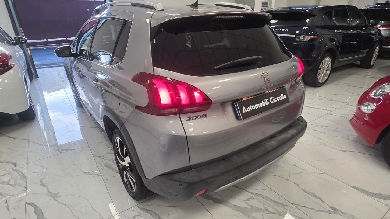 Peugeot 2008 BlueHDi 100 Allure
