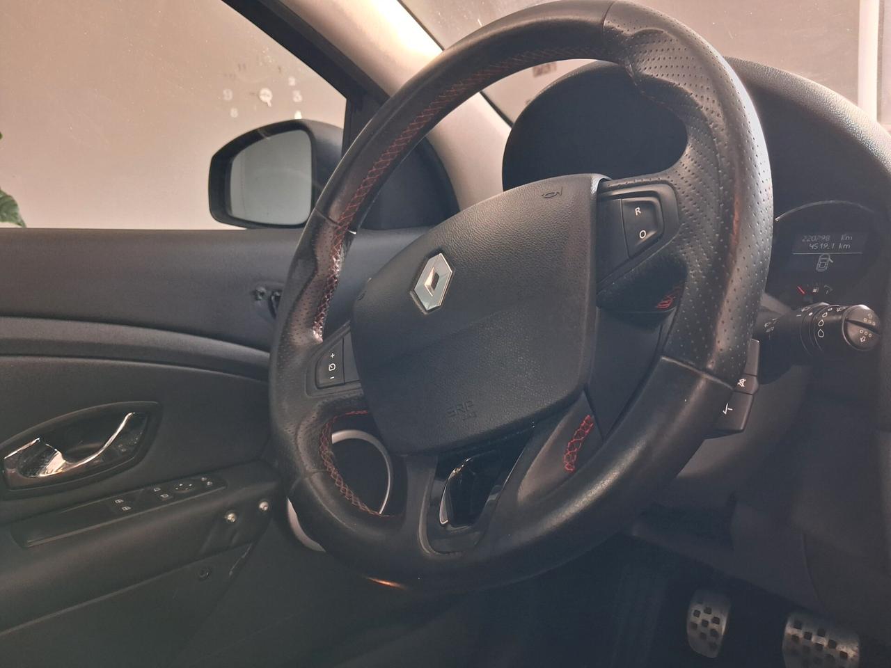 Renault Megane Mégane Coupé 1.6 dCi 130CV Start&Stop GT Line