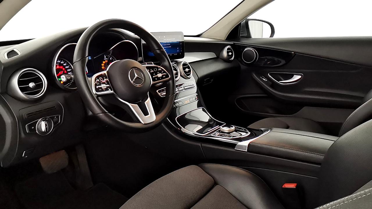Mercedes-Benz Classe C-C205 2018 Coupe - C coupe 220 d Sport auto