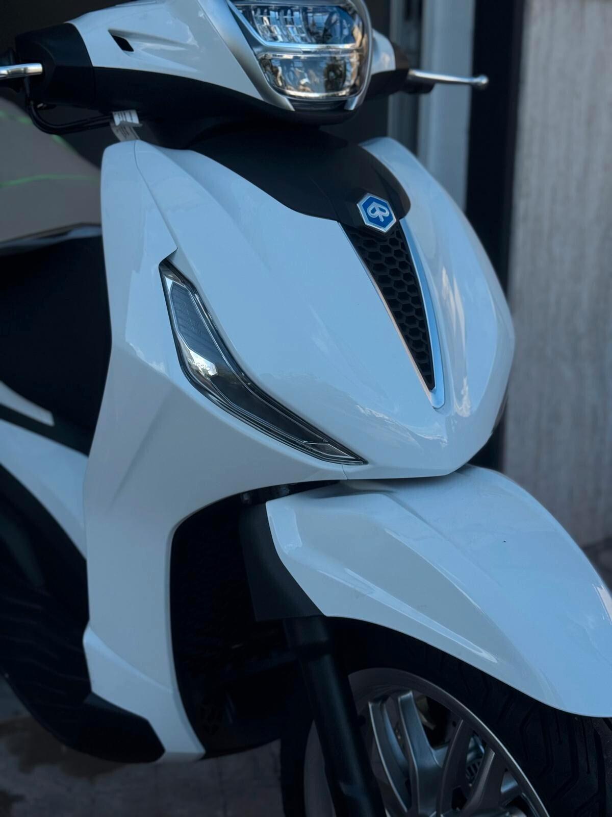 Piaggio Beverly 400