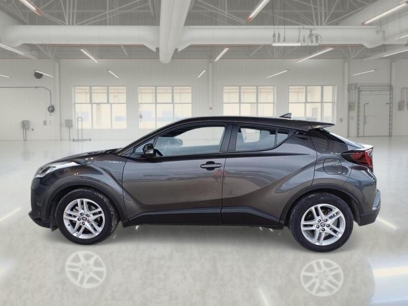 TOYOTA C-HR 1.8H 98CV E-CVT Business