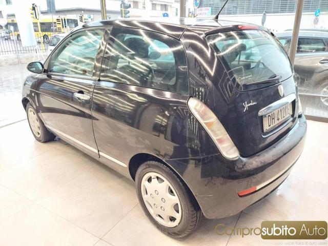 LANCIA Ypsilon 1.3 MJT ( Garanzia 12 Mesi)