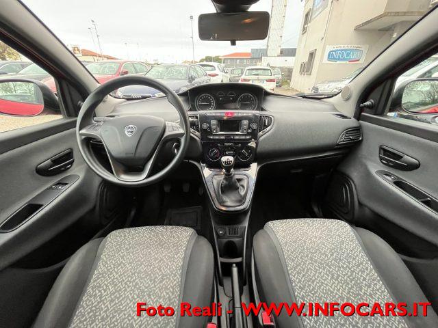 LANCIA Ypsilon 1.0 FireFly 5p S&S Hybrid Ecochic Silver PROMO