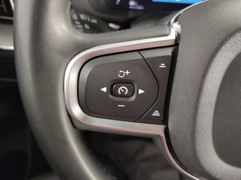 VOLVO XC60 (2017-->) - XC60 B4 (d) automatico Core