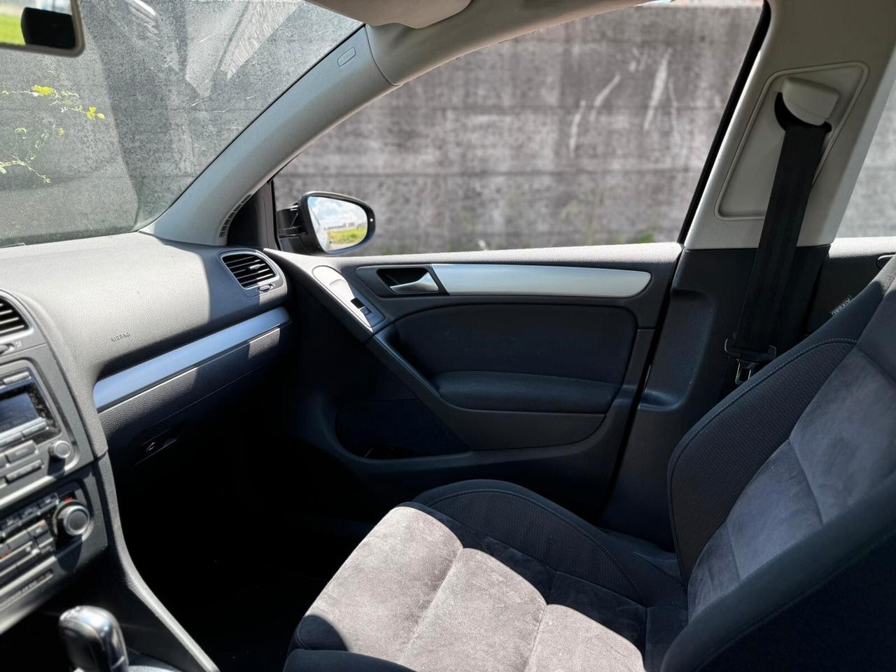 Volkswagen Golf Business 1.6 TDI DSG 5p. Highline